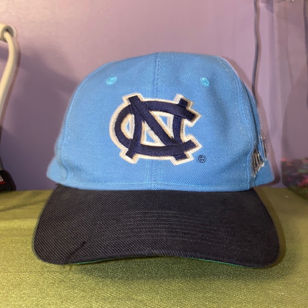 Adjustable Carolina Tar Heels Hat
